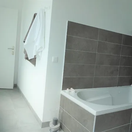 L'escapade - Maison - Spacieuse - Jardin - *